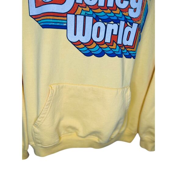 Vintage Wald Disney World Rainbow Logo Hoodie Sweatshirt in Butter Yellow XL - Picture 3 of 7